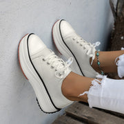 Low-top Lace sneakers