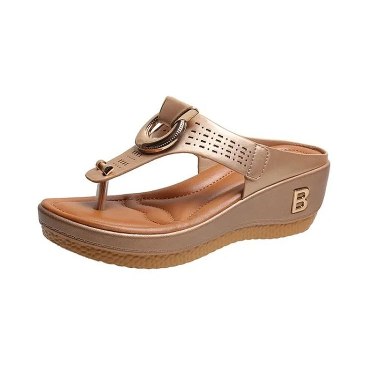 Women Comfortable  Sandals for Summer Open Toe Beach Wedges Slippers with Cute Design Lightweight and Eye Catching