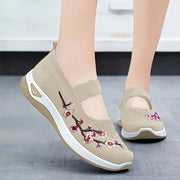 Women's Sneakers Slip on Casual Shoes Soft Sole Embroidered Walking Shoes Lightweight Knitted Flat Shoe