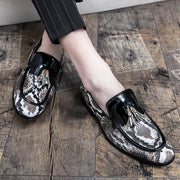 Men's British Trend Pointed Toe Tassel Patent Leather  Trendsetter Serpentine Pattern Dress Formal Shoes