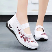 Women's Sneakers Slip on Casual Shoes Soft Sole Embroidered Walking Shoes Lightweight Knitted Flat Shoe