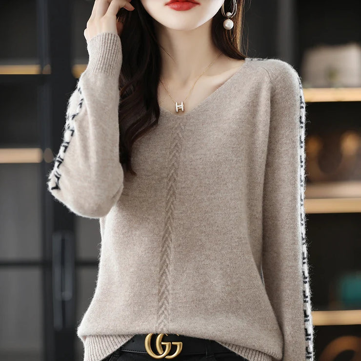 Women Pure Wool  V-Neck Stitching Long-Sleeved Autumn Winter Pullover Loose Knitted Cashmere Sweater