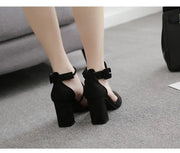 Women's Thick Heel Pointed Stiletto Sandals High Heeled Buckle Strap Eye Catching Black Gray Casual Fashion Footwear
