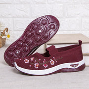 Women's Sneakers Slip on Casual Shoes Soft Sole Embroidered Walking Shoes Lightweight Knitted Flat Shoe