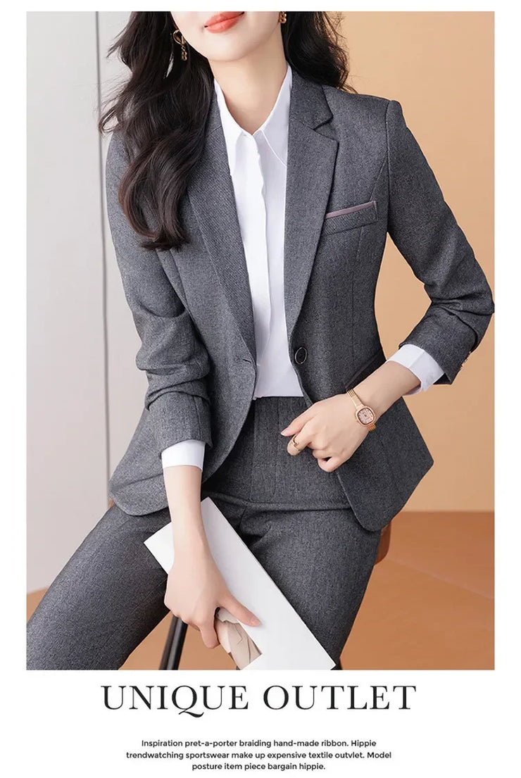 Elegant Black Western-Style Suit Jacket for Women Professional Fashionable Workwear Ideal for Interviews And Office Settings