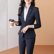 Elegant Black Western-Style Suit Jacket for Women Professional Fashionable Workwear Ideal for Interviews And Office Settings