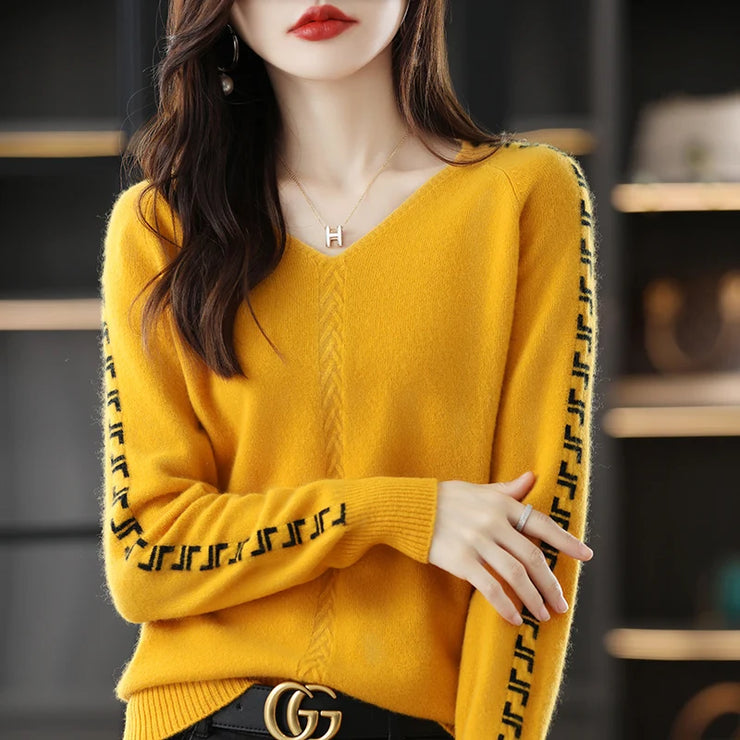 Women Pure Wool  V-Neck Stitching Long-Sleeved Autumn Winter Pullover Loose Knitted Cashmere Sweater