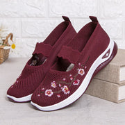 Women's Sneakers Slip on Casual Shoes Soft Sole Embroidered Walking Shoes Lightweight Knitted Flat Shoe
