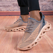 Fluidapparelshop Sneakers khaki 1023 / 40 / CHINA Large Size Men's Running Shoes Breathable Lightweight Sports Trainers .